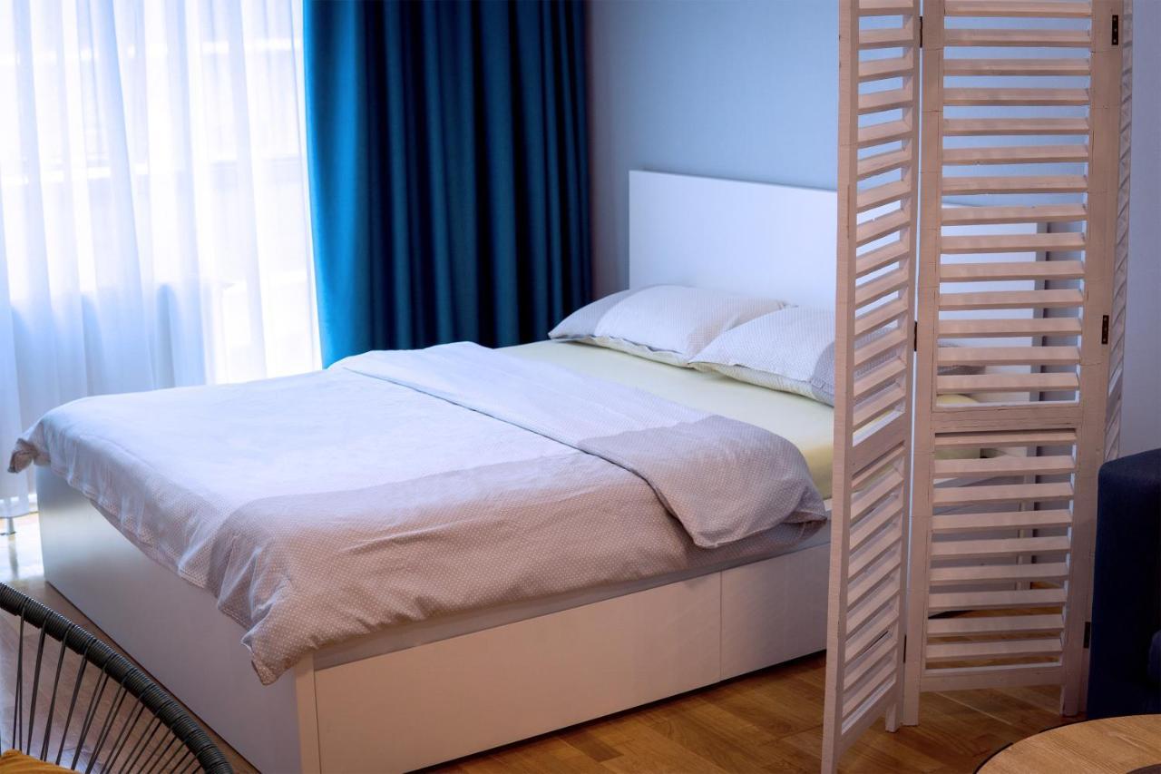 Boulevard Studio Apartment Нови-Сад Экстерьер фото