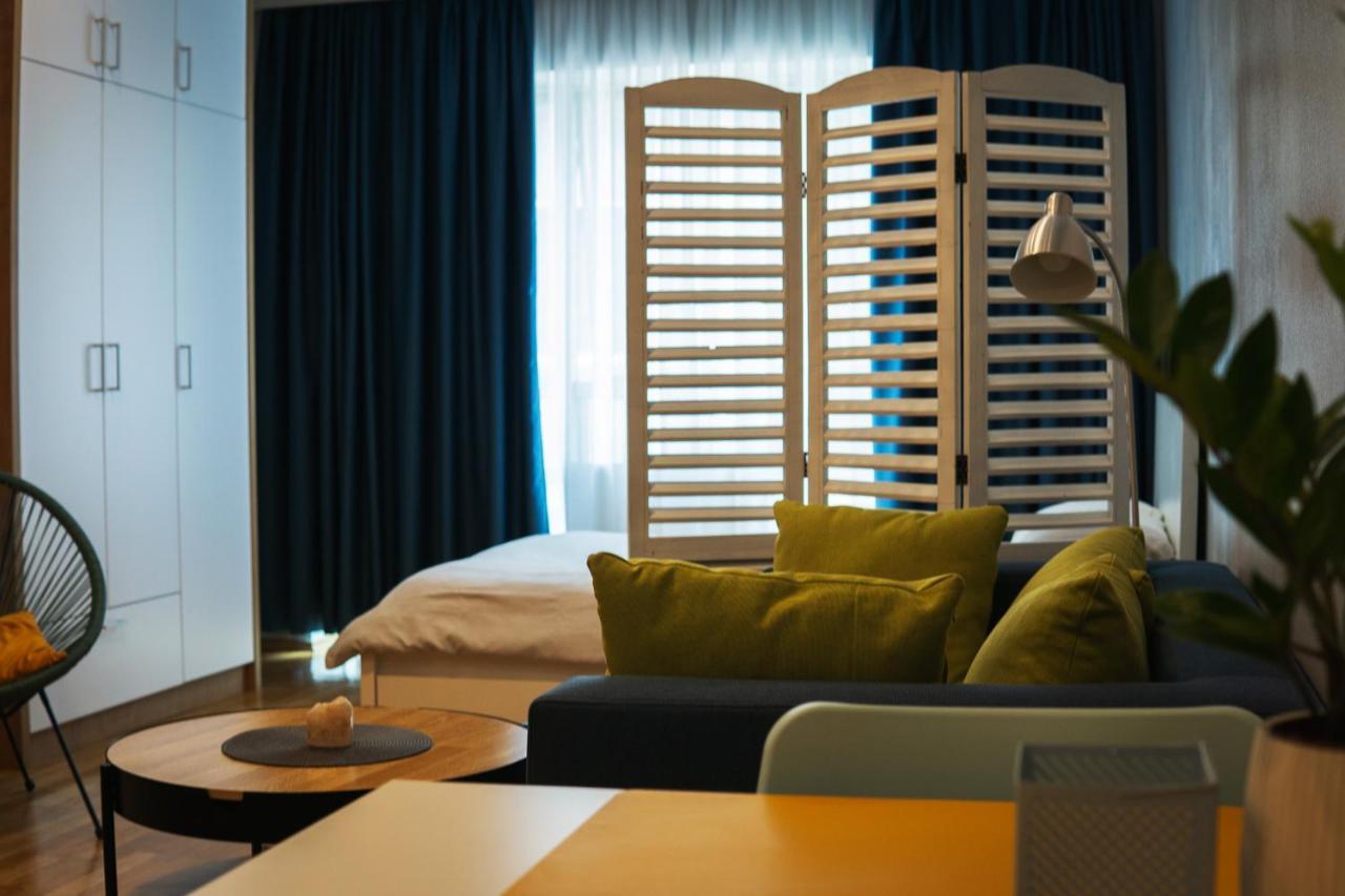 Boulevard Studio Apartment Нови-Сад Экстерьер фото